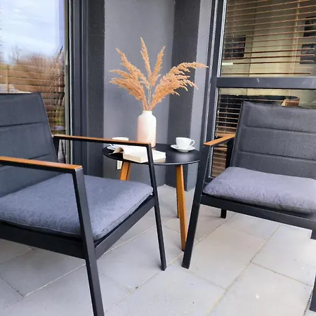 Przystan Apartment *